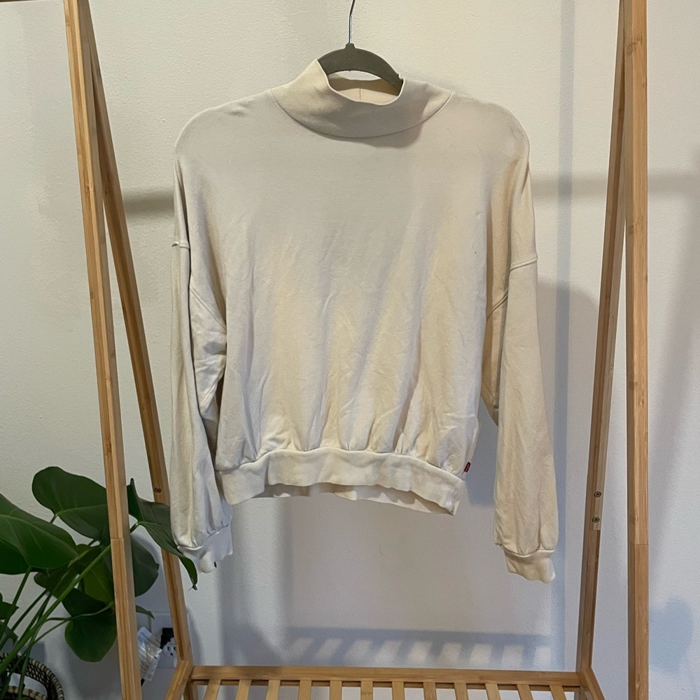Levi’s Long sleeve turtle neck